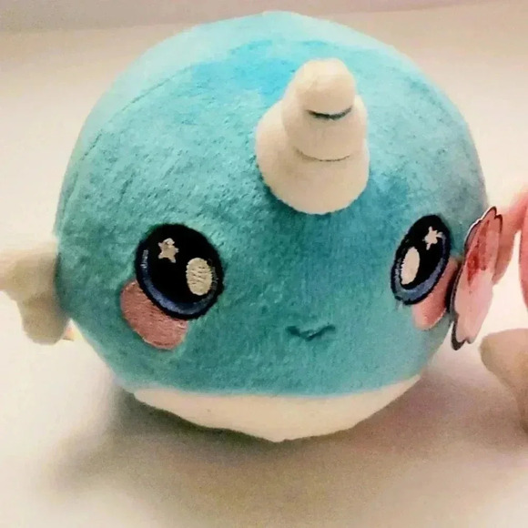 Squishzamals Nadia& Narcissa  Narwal Toys 2 pcs Blue & Pink Brand New - Picture 2 of 5